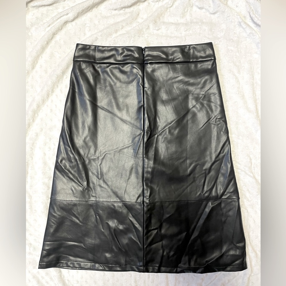 SCULPT*HER by NYDJ Faux Leather A Line Skirt - Picture 13 of 15